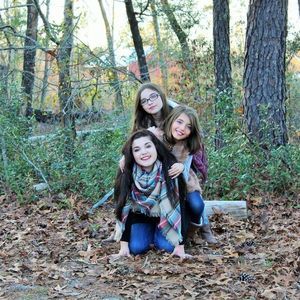 Meet your Posher, Janet